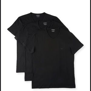 Emporio Armani men’s v-neck t-shirt XL